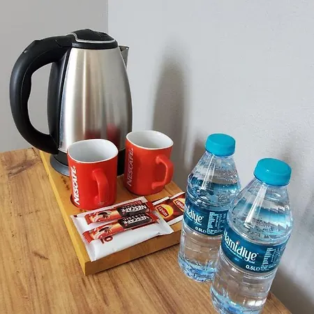 5 Mins To Airport Private Vakantiehuis