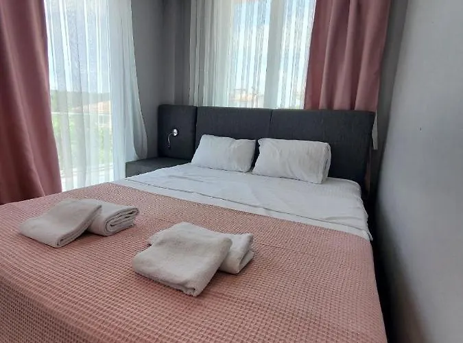 5 Mins To Airport Private 펜션 이스탄불